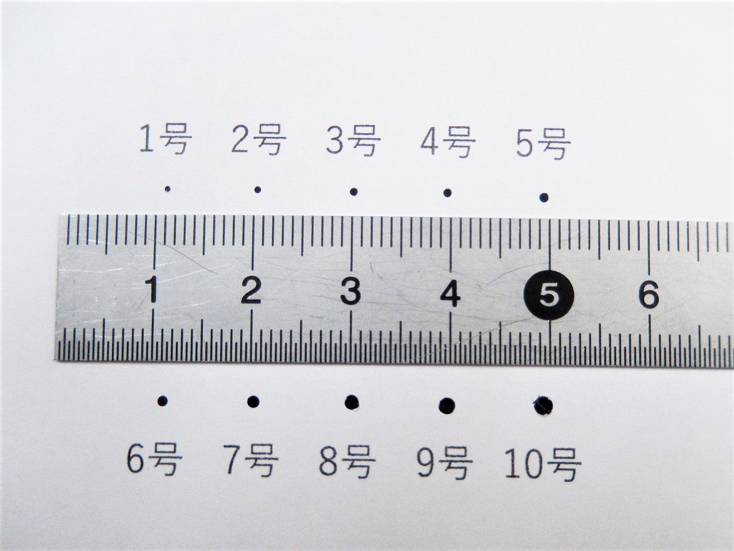 Marukiri - Hole puncher pattern paper